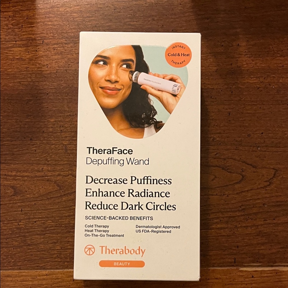 Therabody TheraFace Depuffing Wand - Cream